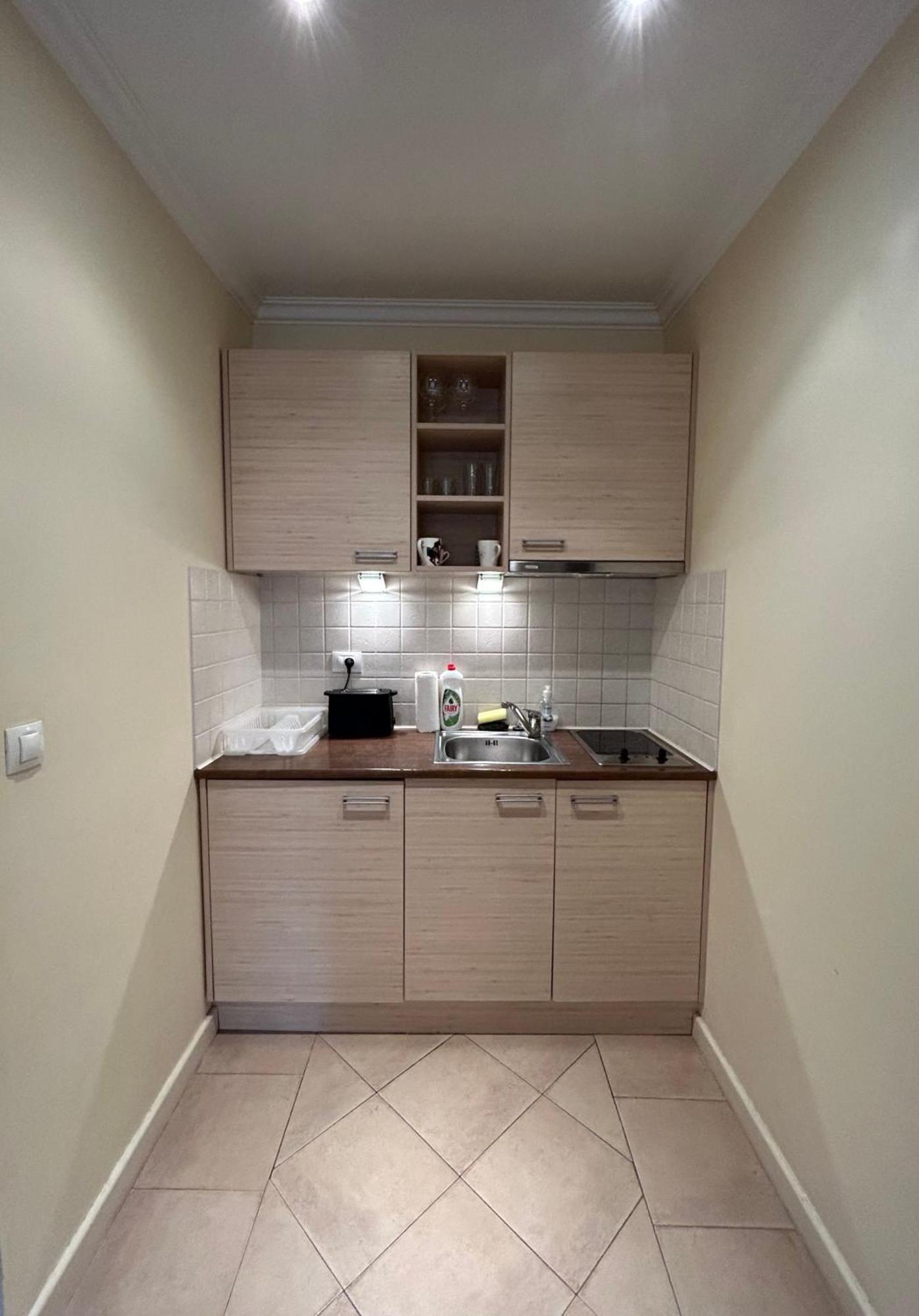Quiet Apartment With Big Terrace In Santa Marina With Parking Sozopol Quarto foto